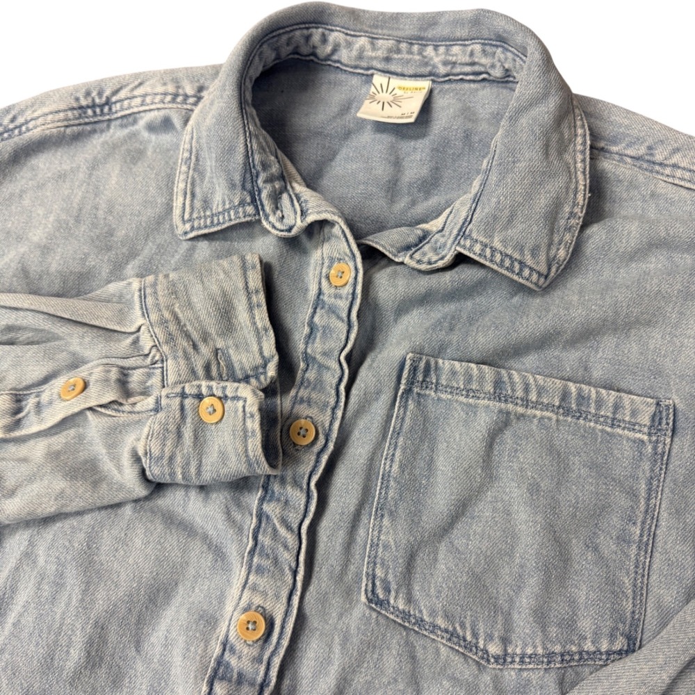 OFFLINE by Aerie Womens Light Wash Denim Button Down Shirt Size Medium 1364